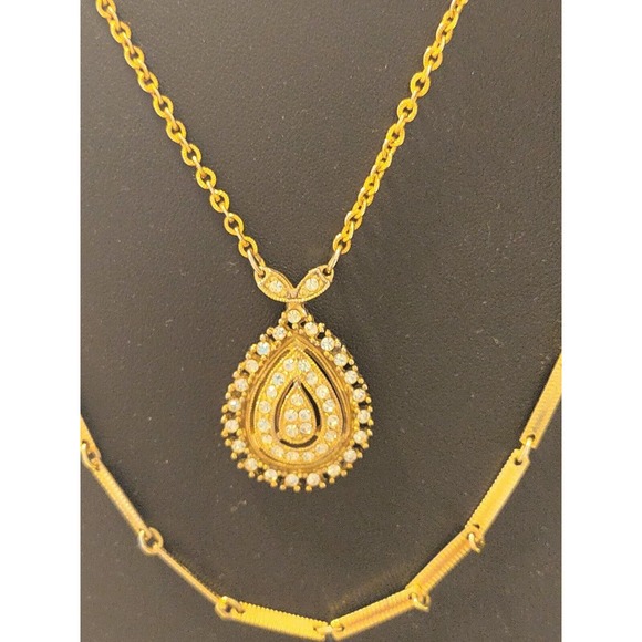 WOMEN'S GOLD TONE 2 STRAND NECKLACE GORGEOUS PENDANT MARKED CELEBRITY-VINTAGE - Picture 2 of 5